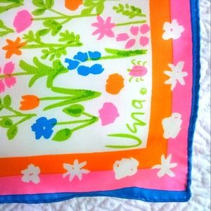 VERA Wang Spring 🌷🌷🌷scarf. Lovely colorful and perfect condition too!